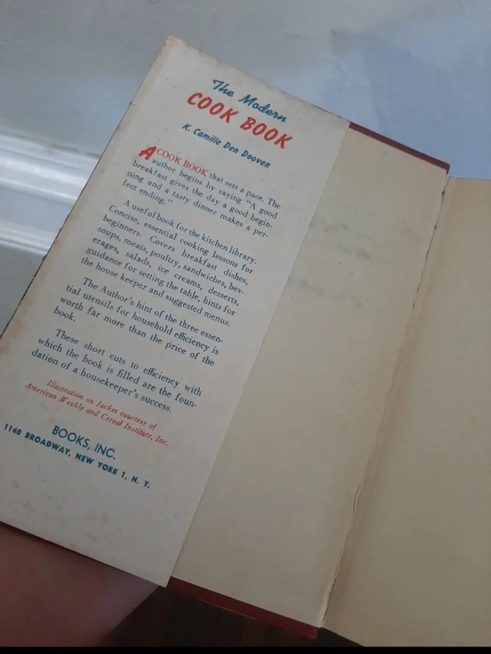Vintage 1945 the Modern Cook Book mcm cover homemaker kitchen recipes